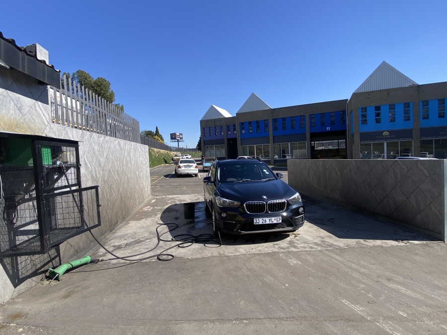 To Let commercial Property for Rent in Halfway House Gauteng