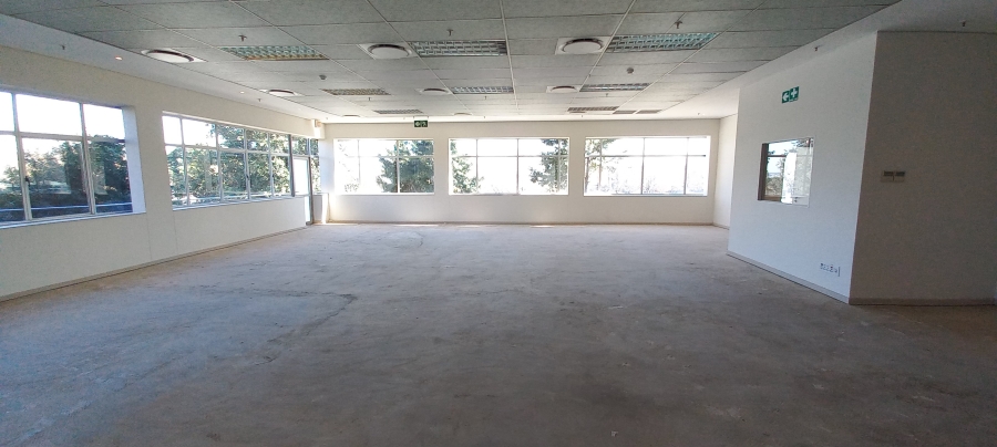 To Let commercial Property for Rent in Longmeadow Gauteng