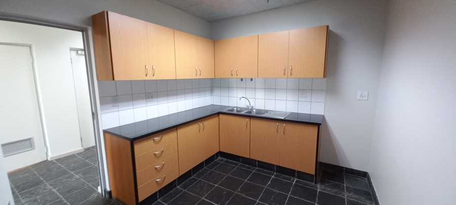 To Let commercial Property for Rent in Longmeadow Gauteng