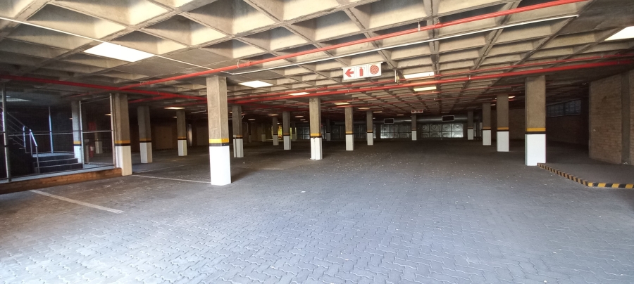 To Let commercial Property for Rent in Longmeadow Gauteng