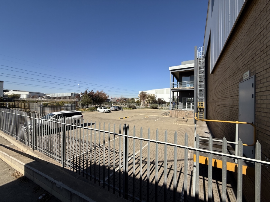 Commercial Property for Sale in Gosforth Park Gauteng