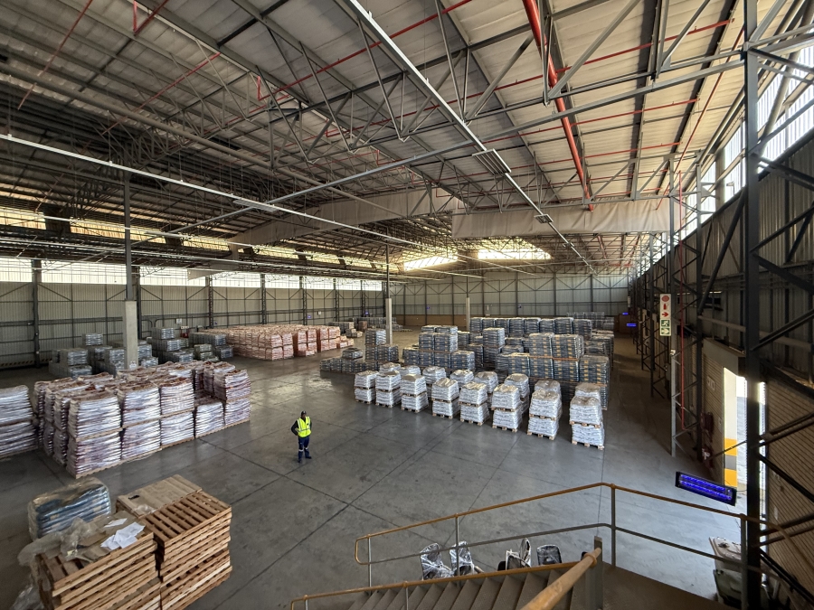 Commercial Property for Sale in Gosforth Park Gauteng