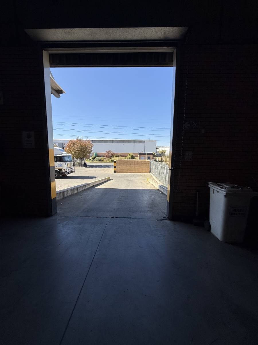 Commercial Property for Sale in Gosforth Park Gauteng