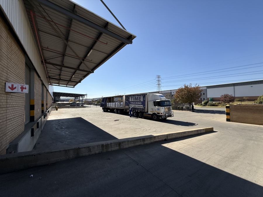 Commercial Property for Sale in Gosforth Park Gauteng