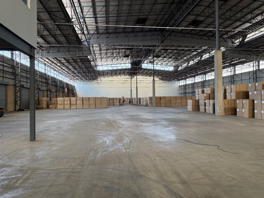To Let commercial Property for Rent in Gosforth Park Gauteng
