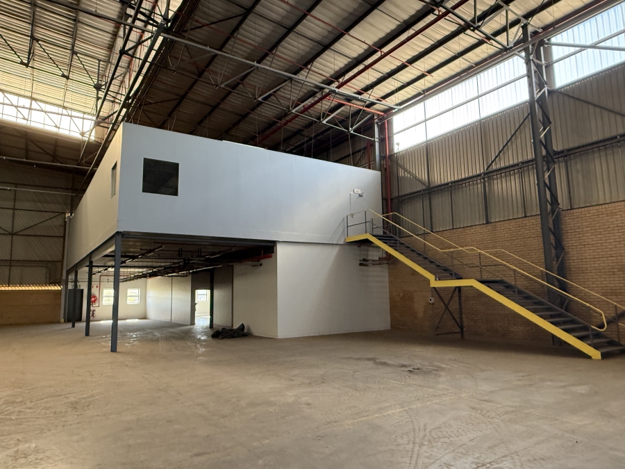 To Let commercial Property for Rent in Gosforth Park Gauteng