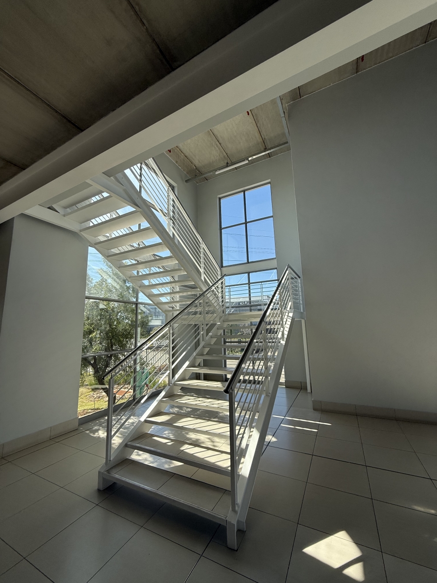 To Let commercial Property for Rent in Gosforth Park Gauteng