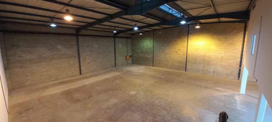 To Let commercial Property for Rent in Linbro Park Gauteng