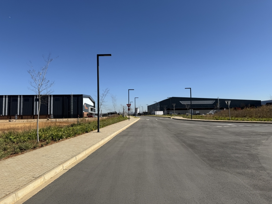 To Let commercial Property for Rent in Gosforth Park Gauteng