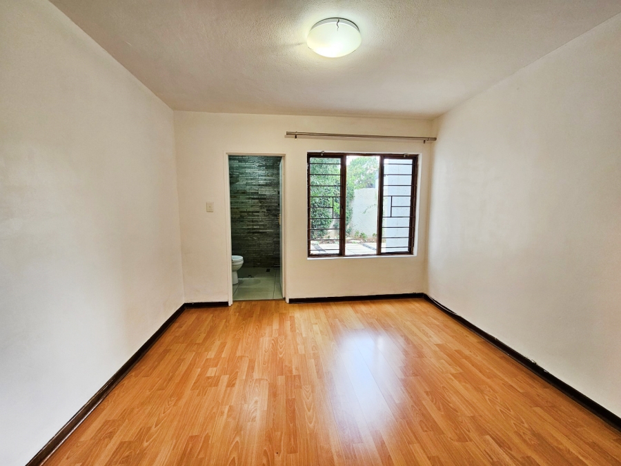2 Bedroom Property for Sale in Morningside Gauteng
