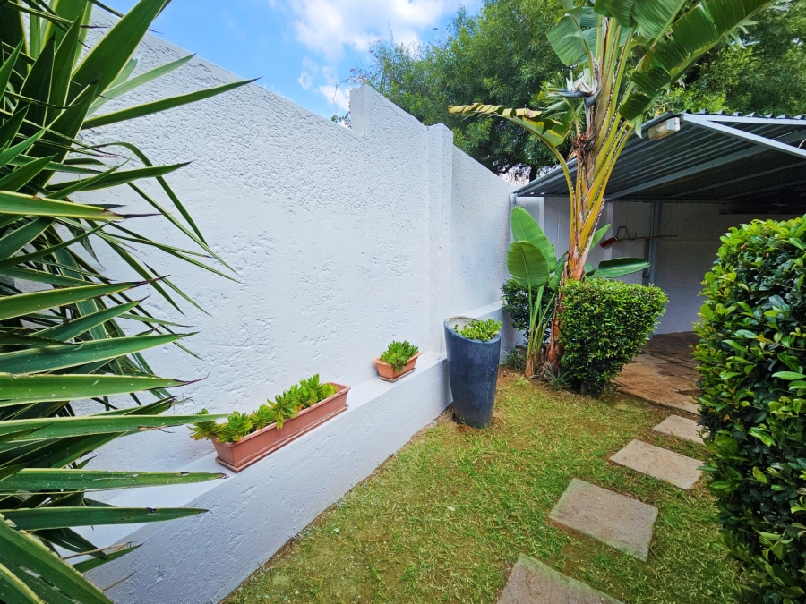 2 Bedroom Property for Sale in Morningside Gauteng