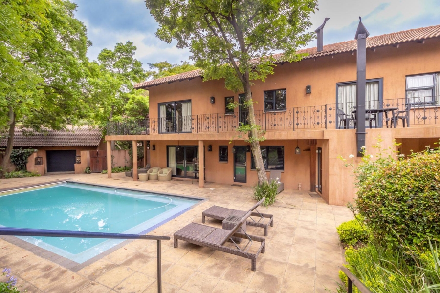 12 Bedroom Property for Sale in Ferndale Gauteng