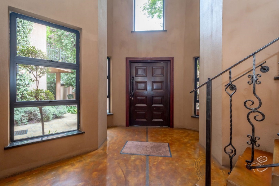 12 Bedroom Property for Sale in Ferndale Gauteng