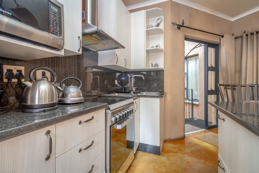 12 Bedroom Property for Sale in Ferndale Gauteng