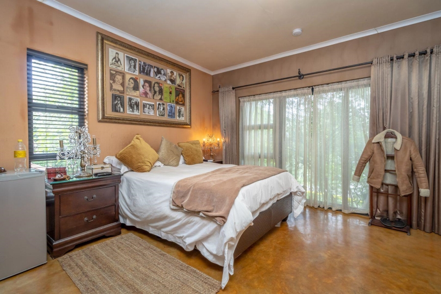 12 Bedroom Property for Sale in Ferndale Gauteng