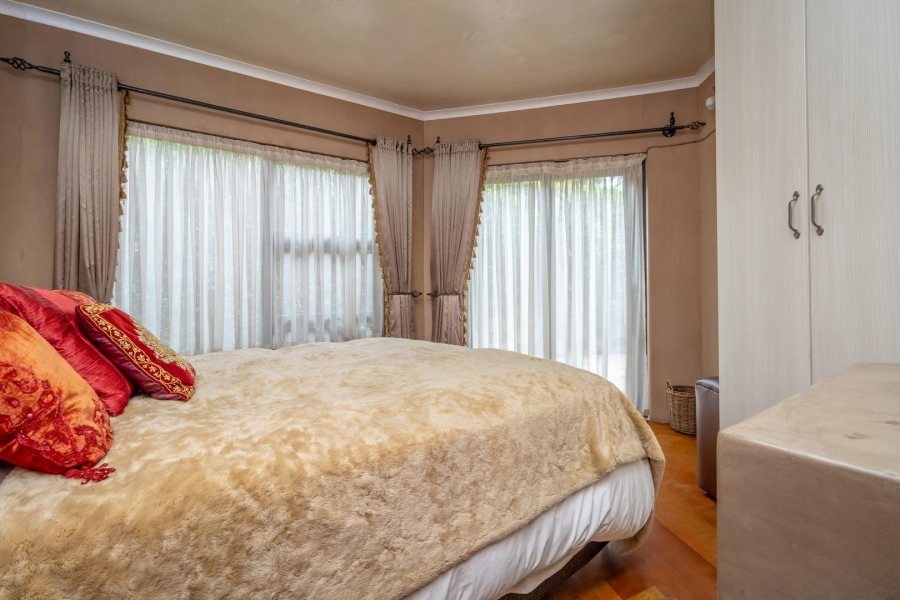 12 Bedroom Property for Sale in Ferndale Gauteng