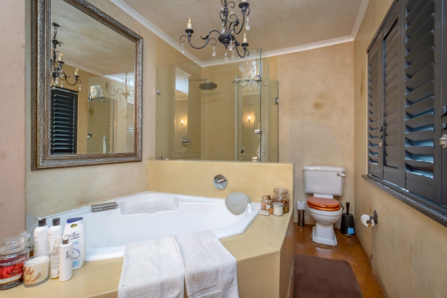 12 Bedroom Property for Sale in Ferndale Gauteng