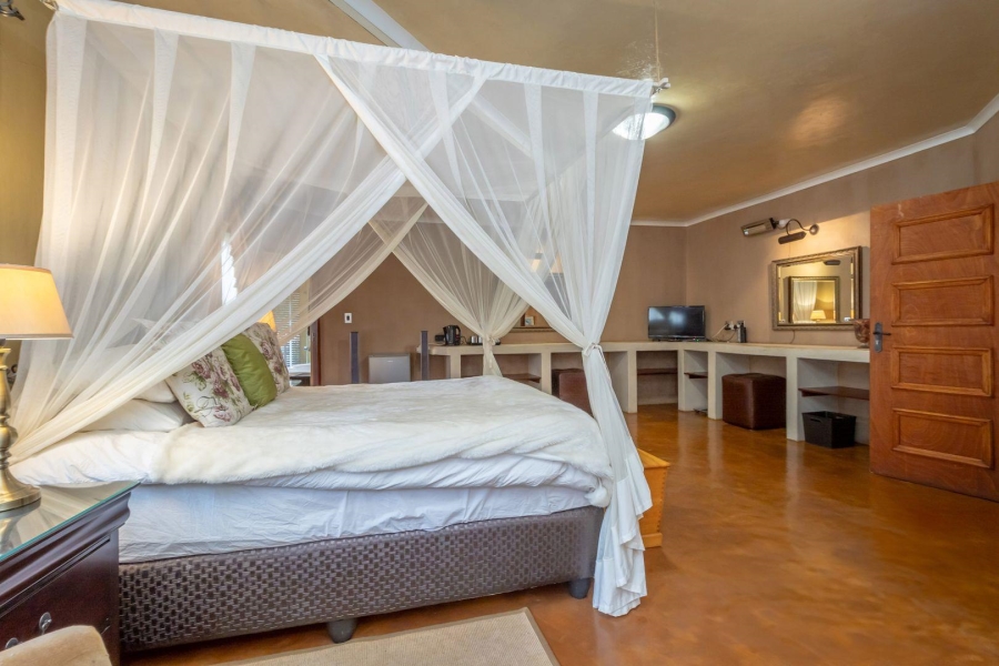 12 Bedroom Property for Sale in Ferndale Gauteng