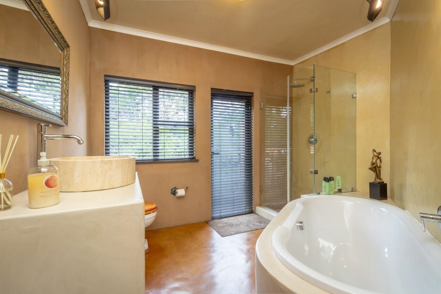 12 Bedroom Property for Sale in Ferndale Gauteng