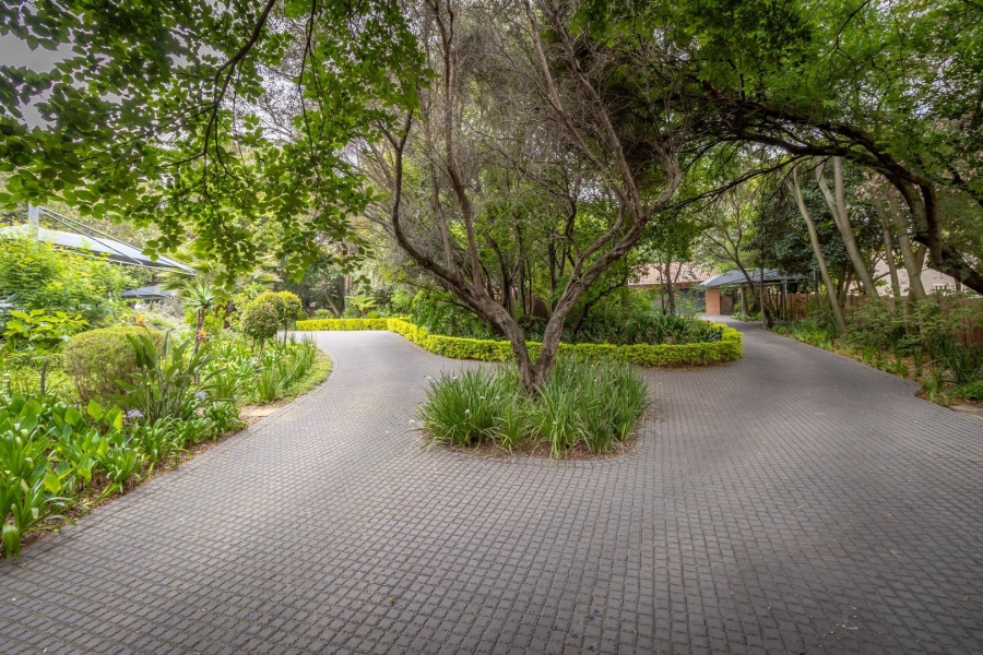 12 Bedroom Property for Sale in Ferndale Gauteng