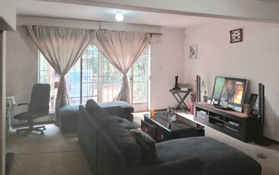 2 Bedroom Property for Sale in Windsor East Gauteng