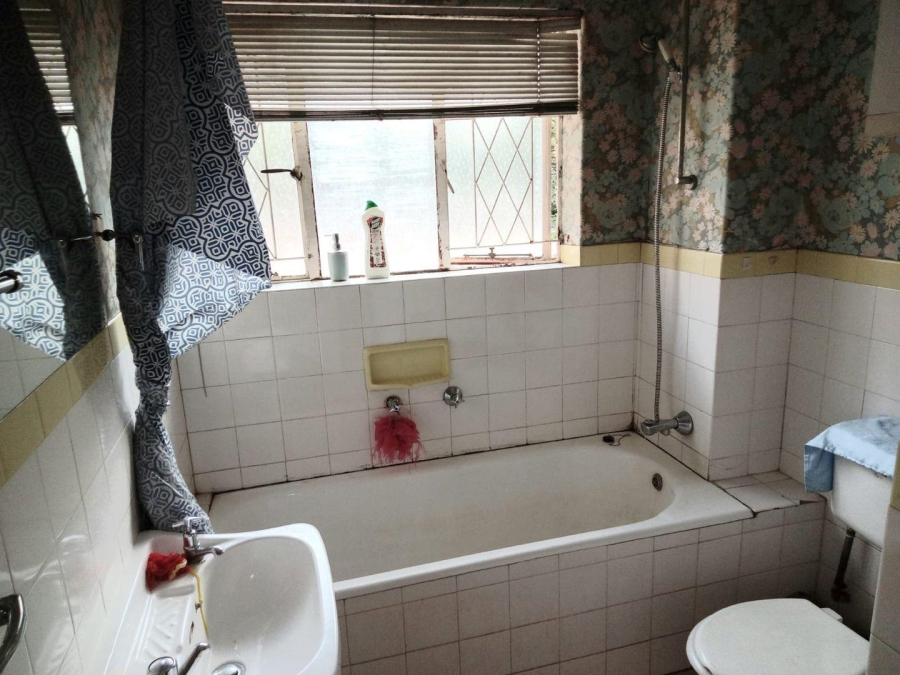 2 Bedroom Property for Sale in Windsor East Gauteng