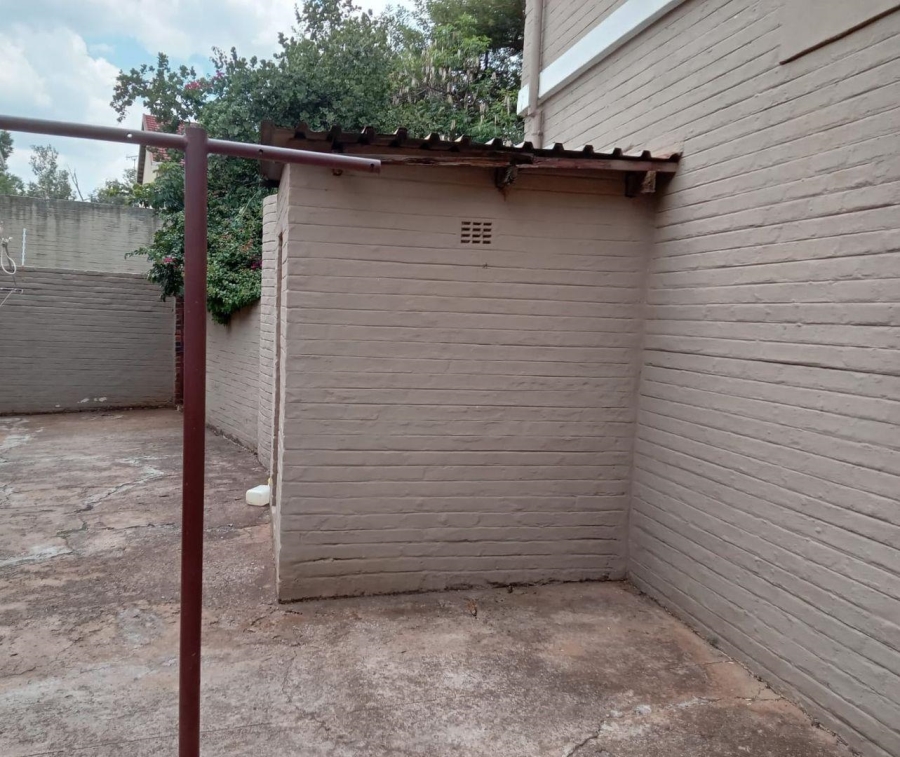 2 Bedroom Property for Sale in Windsor East Gauteng