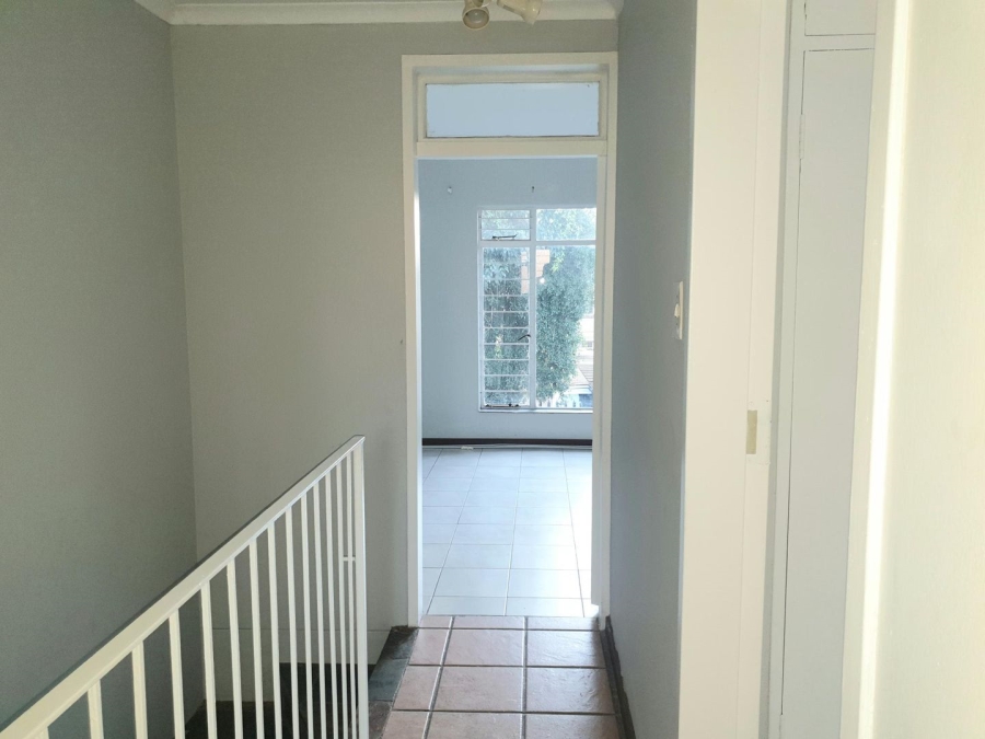 2 Bedroom Property for Sale in Windsor East Gauteng