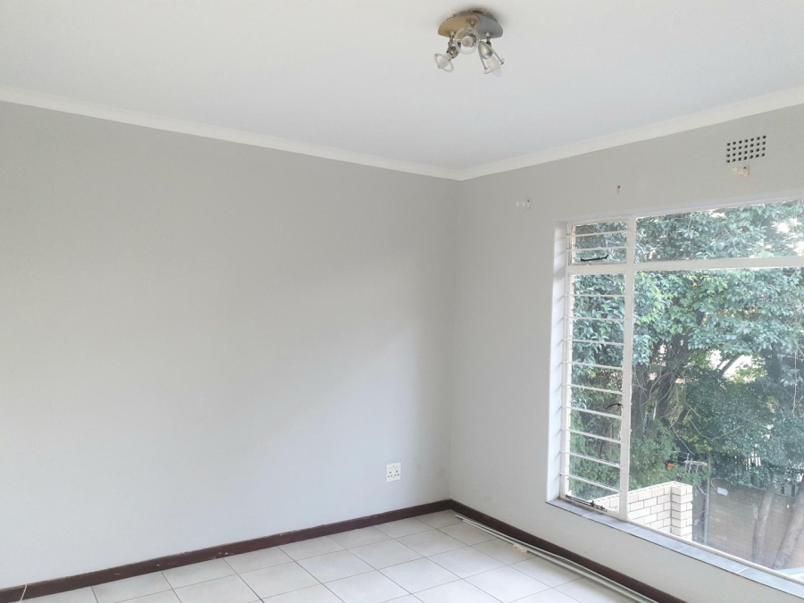 2 Bedroom Property for Sale in Windsor East Gauteng