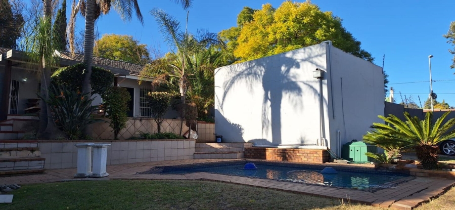 4 Bedroom Property for Sale in Ferndale Gauteng