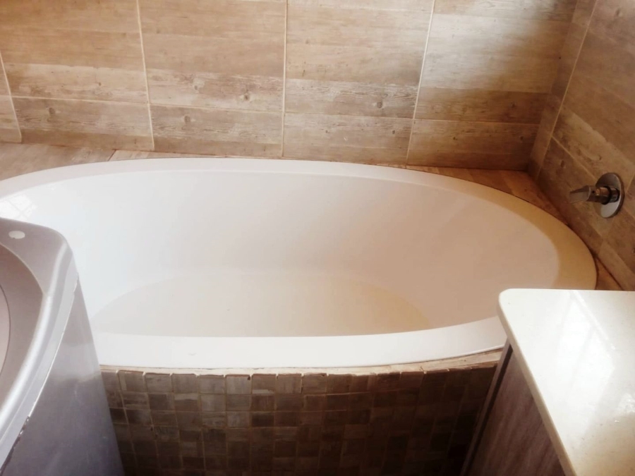 3 Bedroom Property for Sale in Protea Glen Gauteng