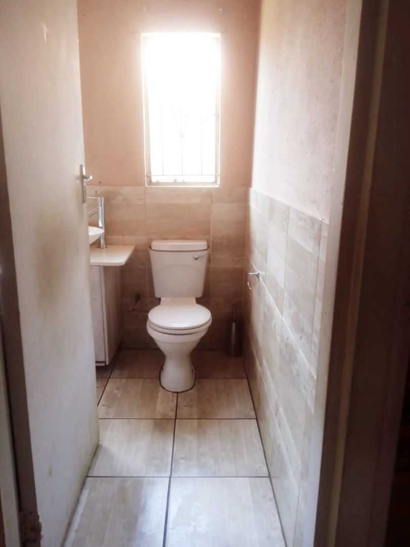 3 Bedroom Property for Sale in Protea Glen Gauteng