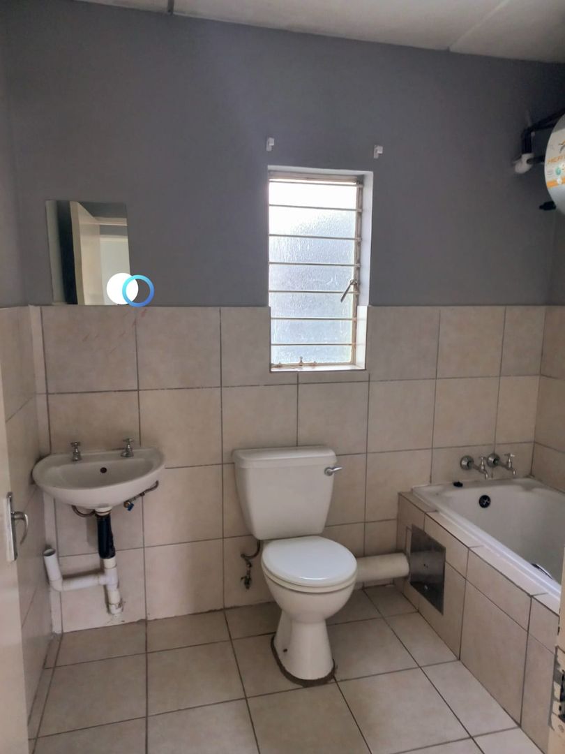 2 Bedroom Property for Sale in Fleurhof Gauteng