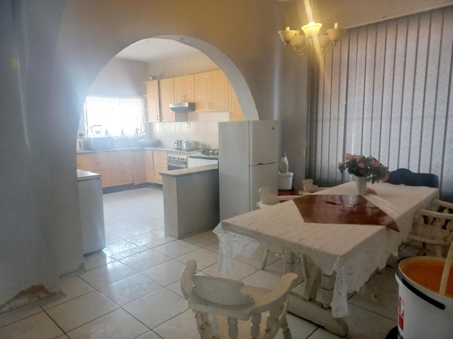 3 Bedroom Property for Sale in Kenilworth Gauteng