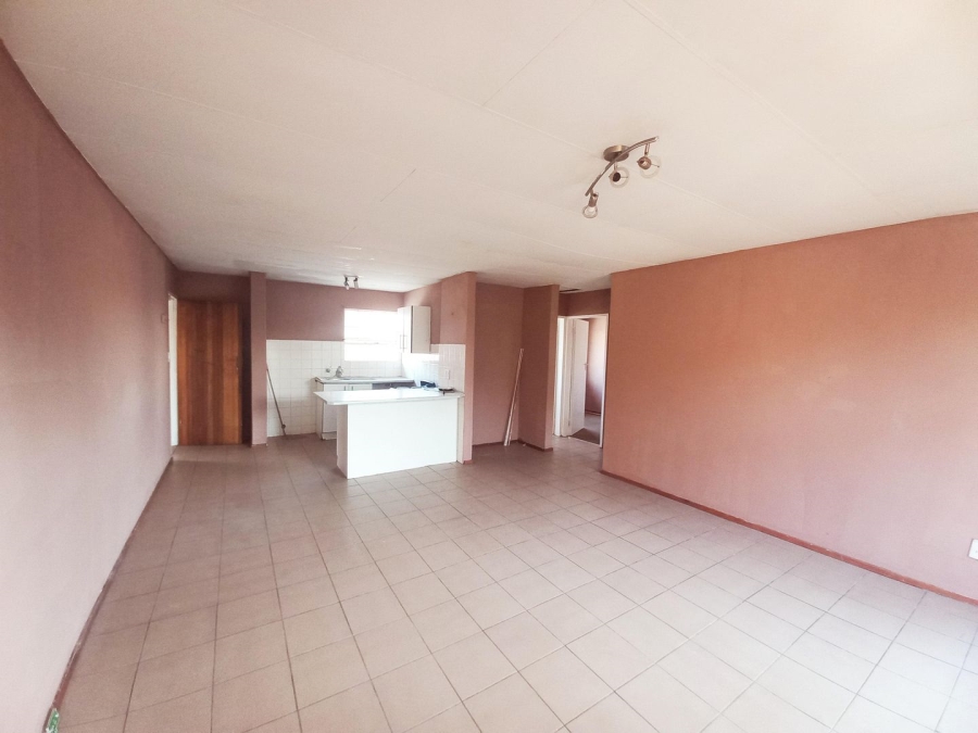 2 Bedroom Property for Sale in Lindhaven Gauteng