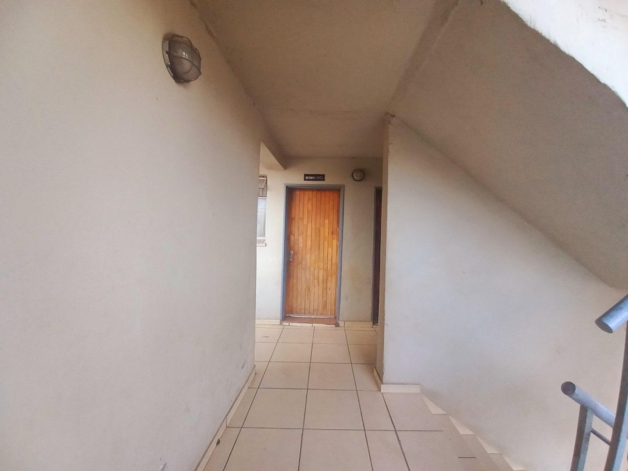 2 Bedroom Property for Sale in Fleurhof Gauteng