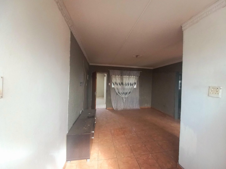 2 Bedroom Property for Sale in Fleurhof Gauteng