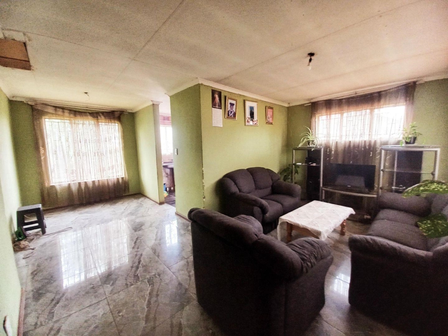 3 Bedroom Property for Sale in Lawley Gauteng