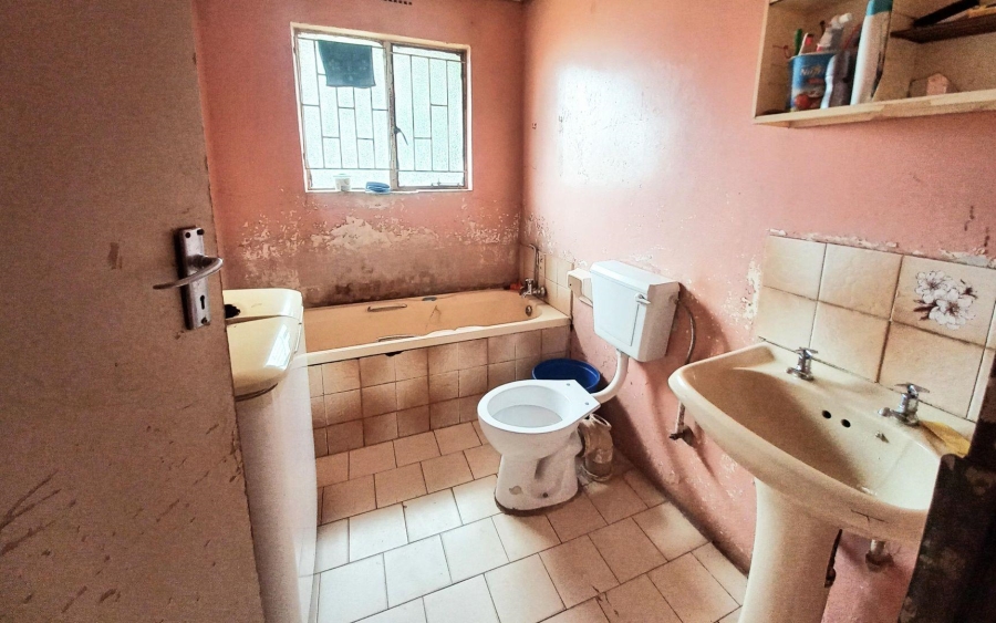 3 Bedroom Property for Sale in Lawley Gauteng