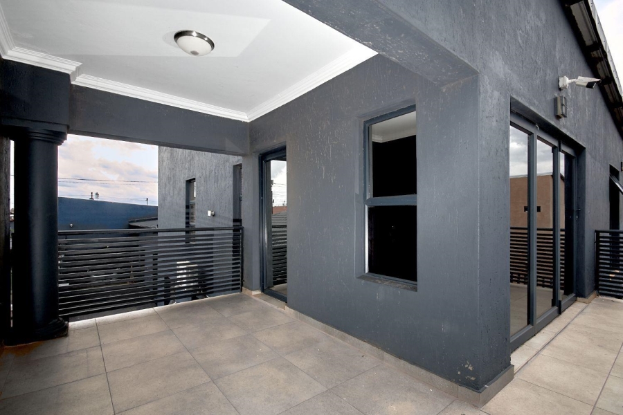 3 Bedroom Property for Sale in Protea Glen Gauteng