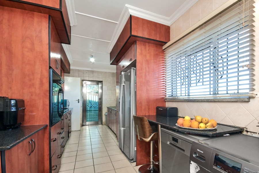 3 Bedroom Property for Sale in Lindhaven Gauteng