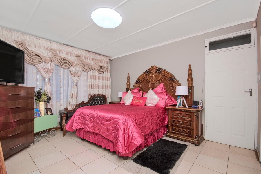 3 Bedroom Property for Sale in Lindhaven Gauteng