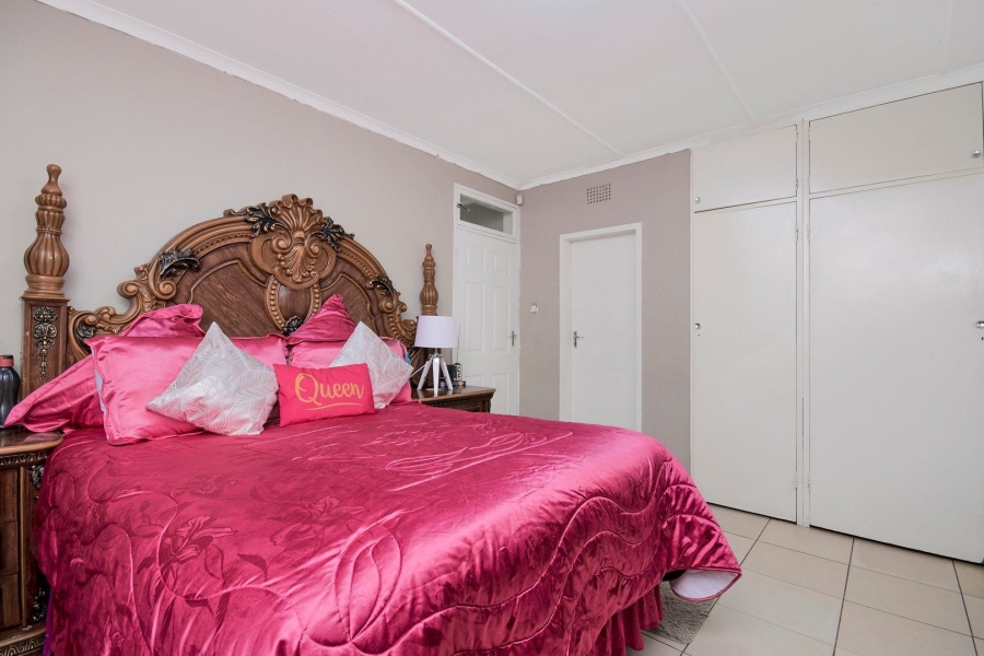 3 Bedroom Property for Sale in Lindhaven Gauteng