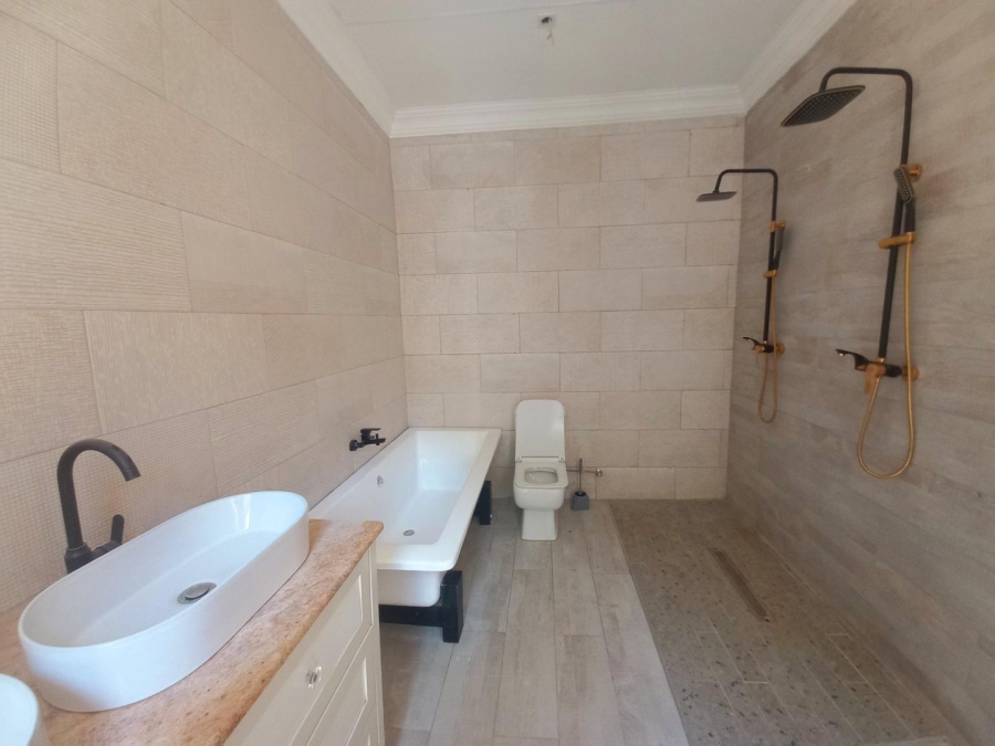 3 Bedroom Property for Sale in Mondeor Gauteng