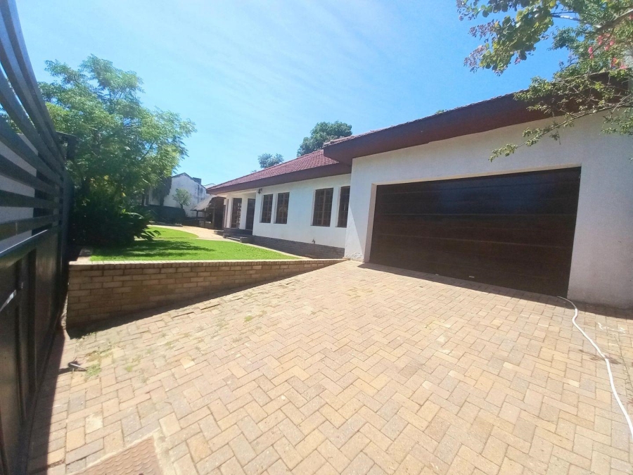 3 Bedroom Property for Sale in Mondeor Gauteng