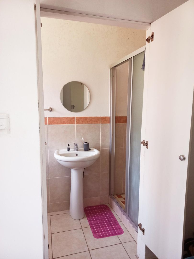 2 Bedroom Property for Sale in Groblerpark Gauteng