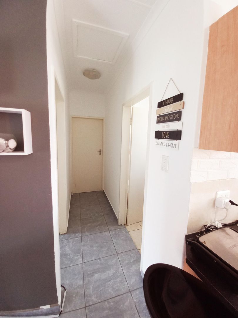 2 Bedroom Property for Sale in Groblerpark Gauteng