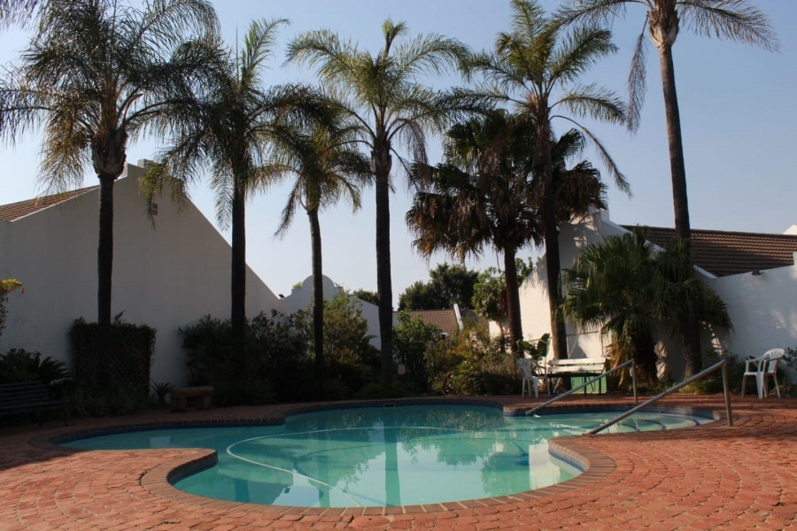 2 Bedroom Property for Sale in Bryanston Gauteng