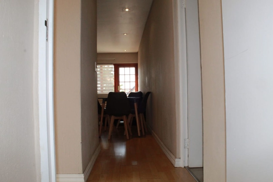 2 Bedroom Property for Sale in Bryanston Gauteng