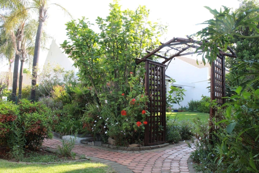 2 Bedroom Property for Sale in Bryanston Gauteng